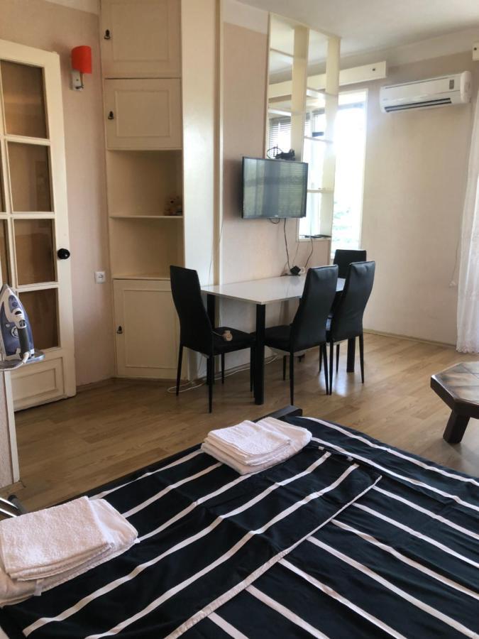 Cozy Apartment With Balcony Тбилиси Экстерьер фото