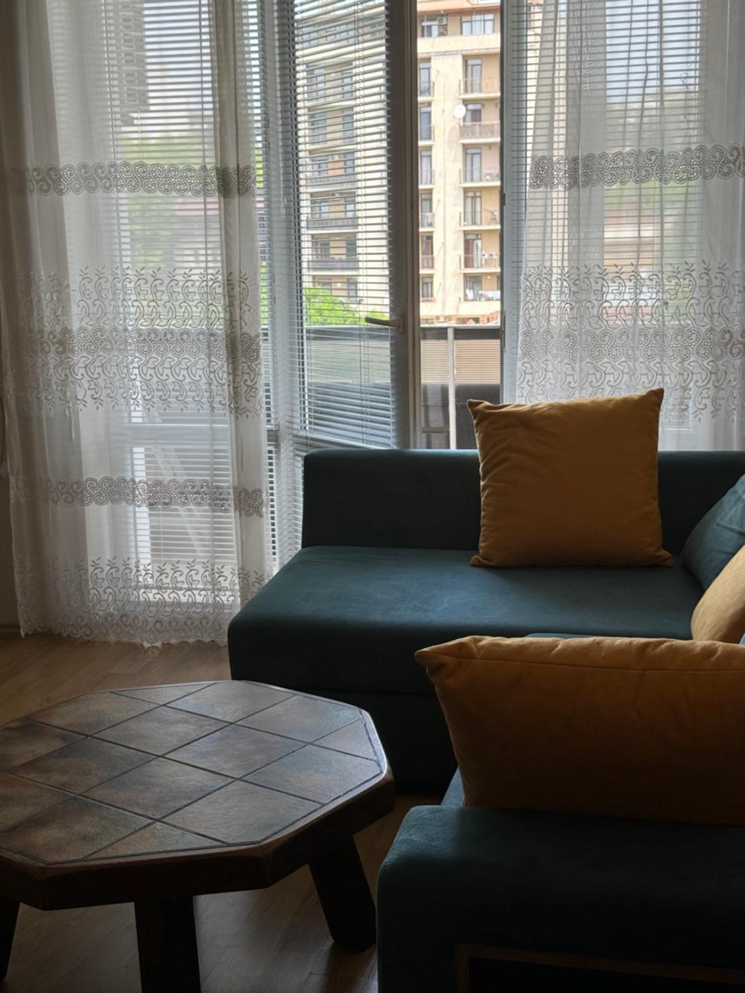 Cozy Apartment With Balcony Тбилиси Экстерьер фото
